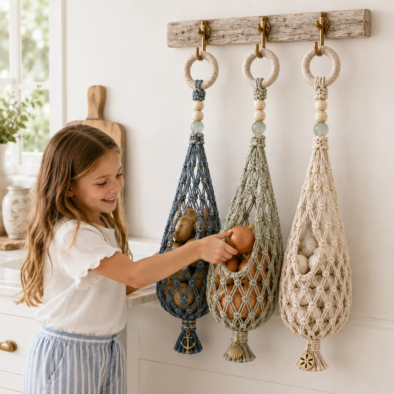 π π₯ Coastal Hanging Produce Storage β Handwoven Breathable Organizer with Easy Side Access
