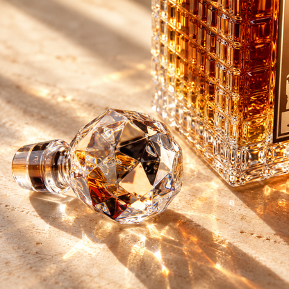 🥃 The Godfather-Inspired Whiskey Decanter | Faceted Stopper, Gold-Tone Details & Classic Cinema Style 🎬