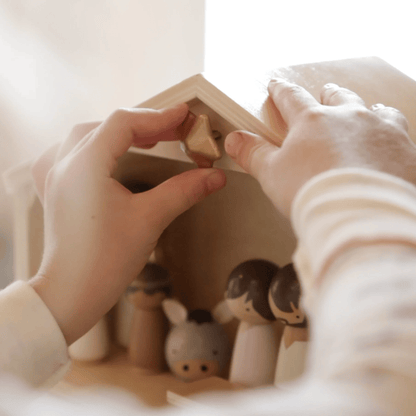 Nativity Advent Calendar 2026 – Christmas Countdown with Nativity Figures