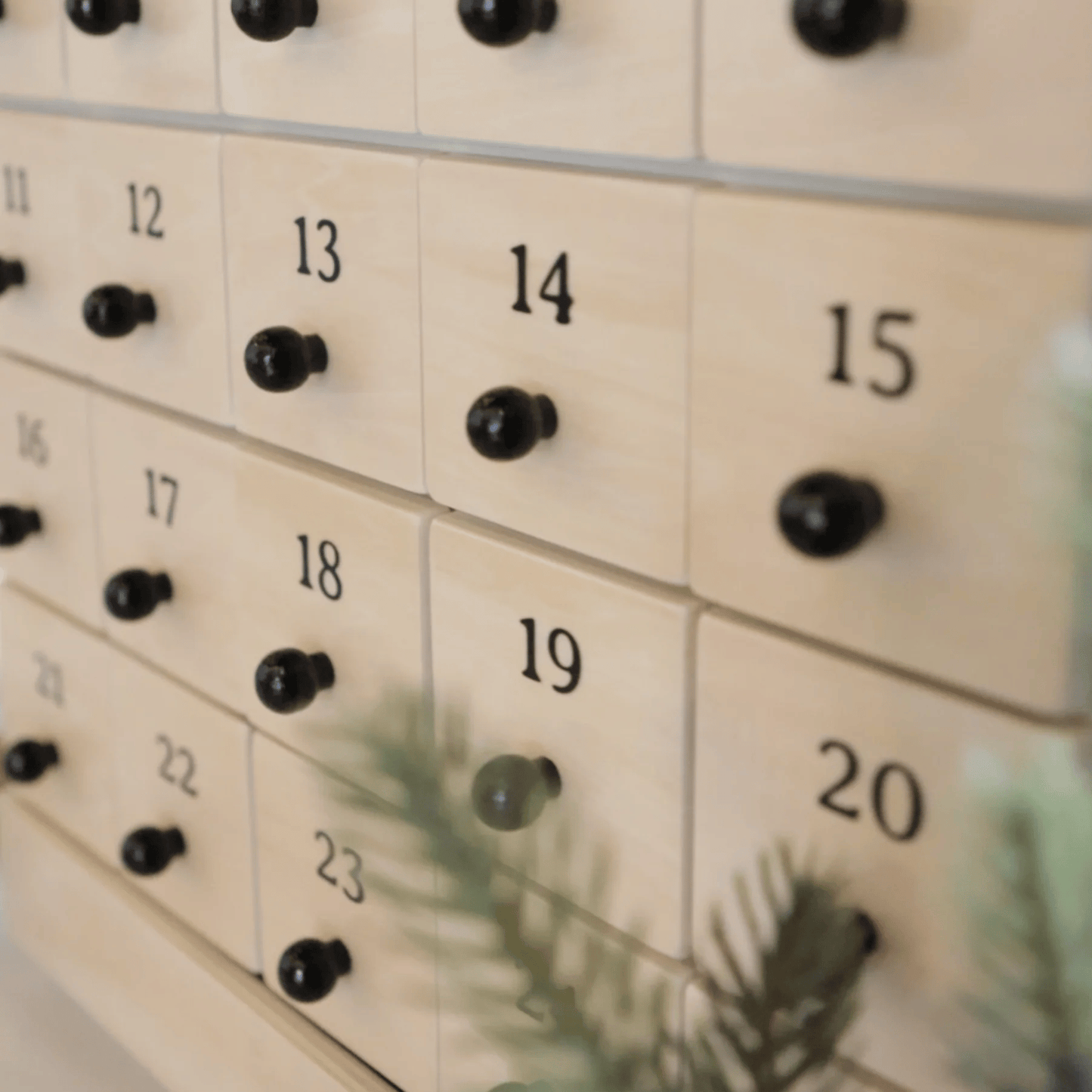Nativity Advent Calendar 2026 – Christmas Countdown with Nativity Figures