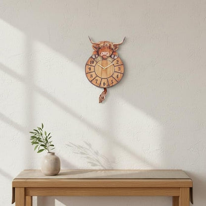 ⭐Swinging Tail Highland Cow Wall Clock