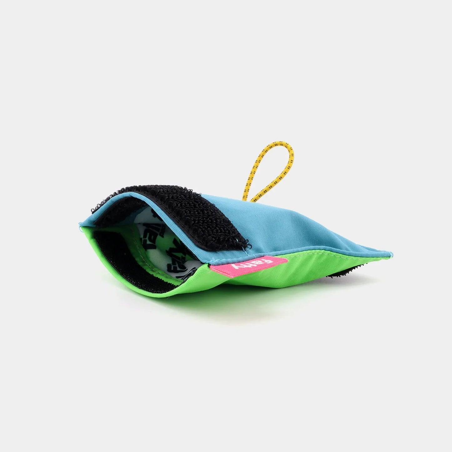🧢 Anywhere Pocket – Attachable Mini Pouch for Hats, Backpacks, Belts & More