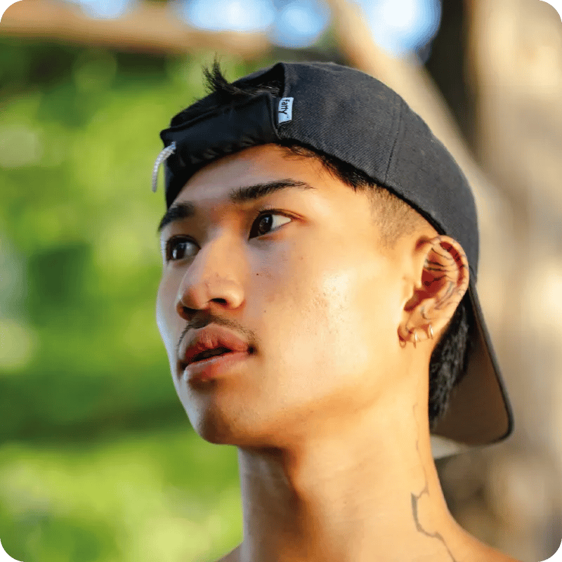 🧢 Anywhere Pocket – Attachable Mini Pouch for Hats, Backpacks, Belts & More
