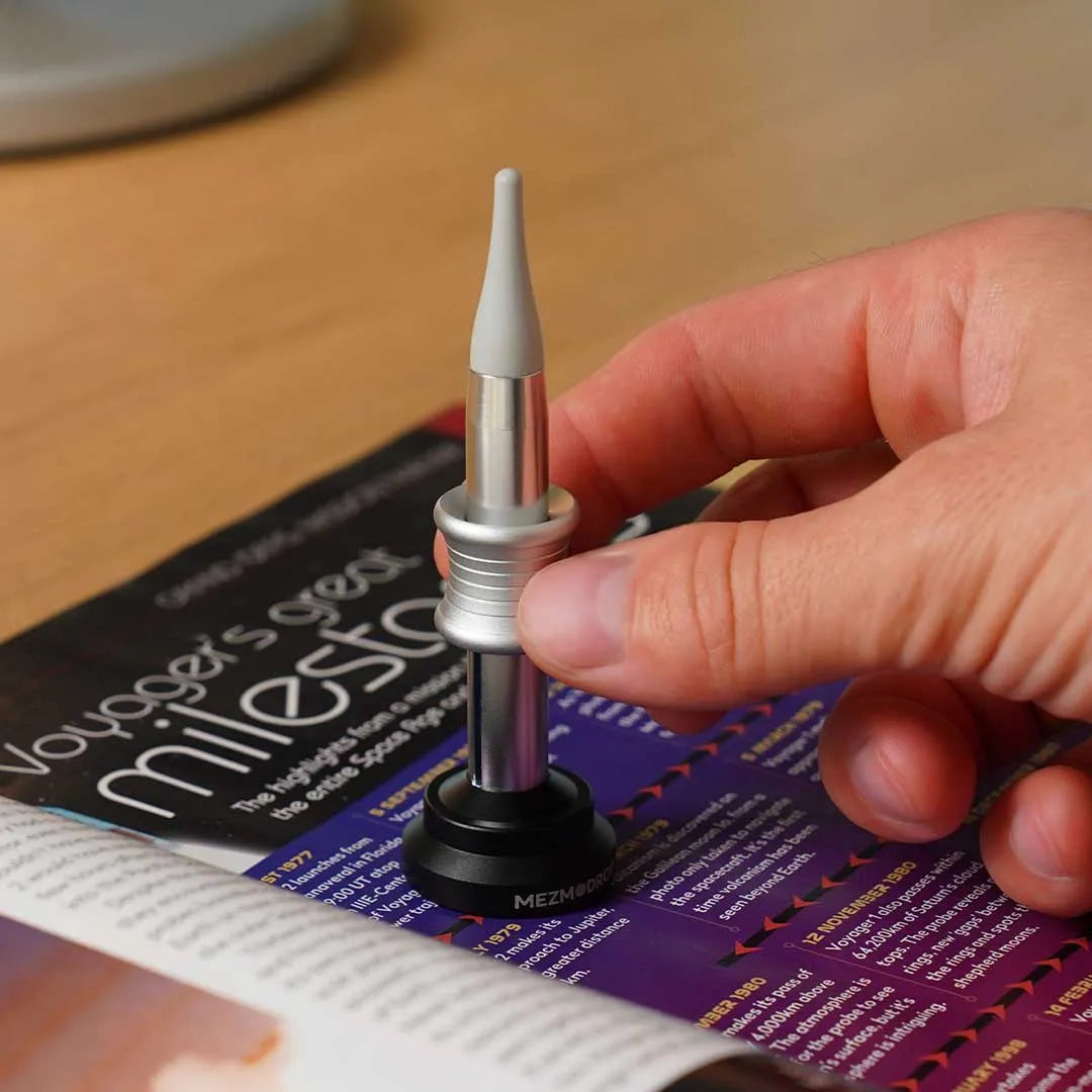 Kinetic Desk toy That Performs Impossible Landing