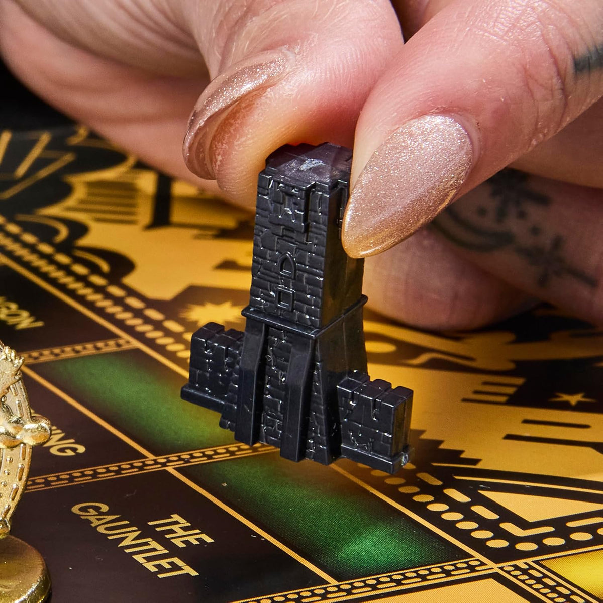 MONOPOLY: Fourth Wing Edition – Dragon Rider Fantasy Board Game