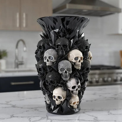 💀💎 Crystal Skull Vase – Where Darkness Meets Elegance