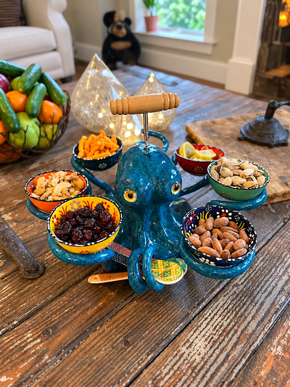 🐙 Octopus Snack Server with 6 Bowls – Sculptural Centerpiece