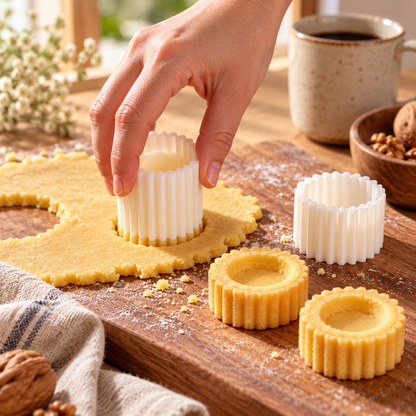 🍪Sunflower & French Lace Round Mooncake Mold Set – Food-Grade Easy Release DIY Pastry Tool