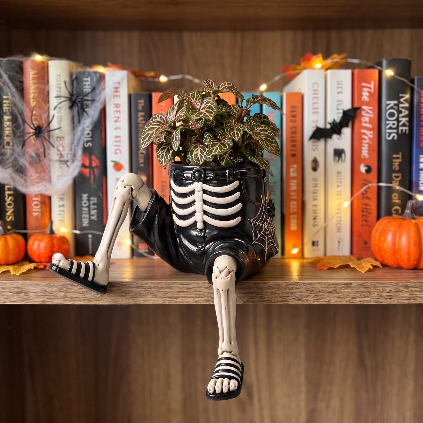 🎁The Quirky Ledge Friend: Handcrafted Shelf Bloom Pot