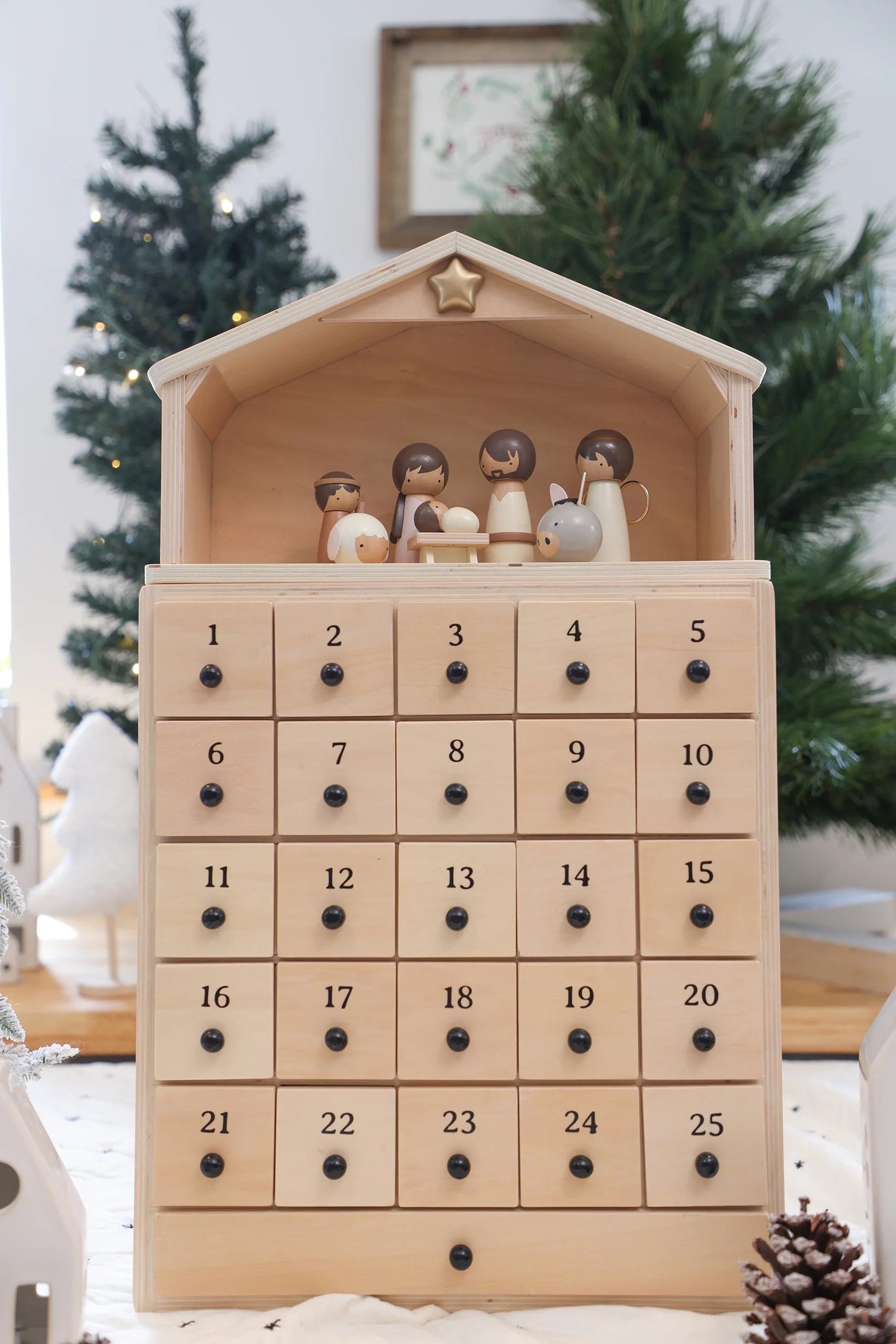 Nativity Advent Calendar 2026 – Christmas Countdown with Nativity Figures