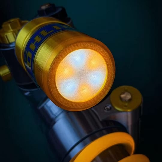 🎁Father's Day Limited Sale🔥 Inspired Suspension Shock Absorber Lamp - Adjustable LED Light for Gamers & Car Enthusiasts