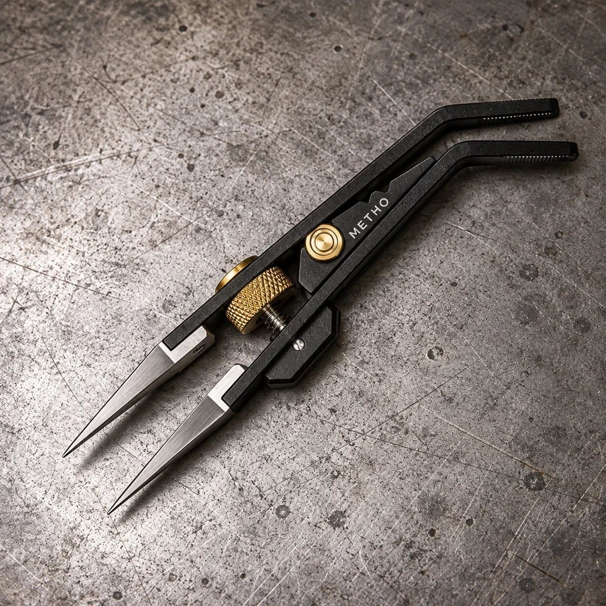 💥🏆🔧 Precision Locking Tweezers – Adjustable Grip & Interchangeable Jaws 🎯