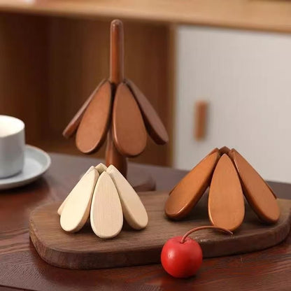 ✨Natural Tree Trivet Set - 4 Wooden Trivets & 1 Stand Like a Christmas Tree