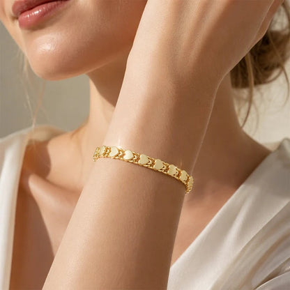 💛49% OFF! ✨Women’s Elegant Heart Link Bracelet – Delicate Charm, Timeless Design & Comfortable Fit 💝