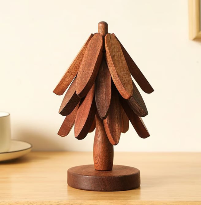 ✨Natural Tree Trivet Set - 4 Wooden Trivets & 1 Stand Like a Christmas Tree