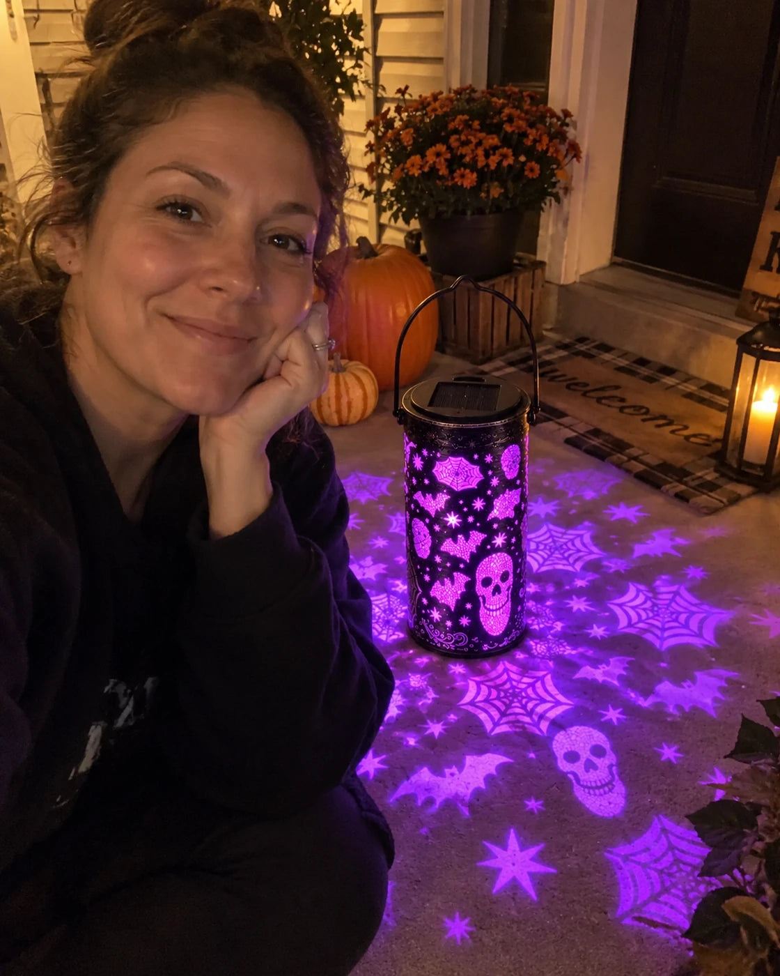 Customer selfie with the Halloween projection lantern